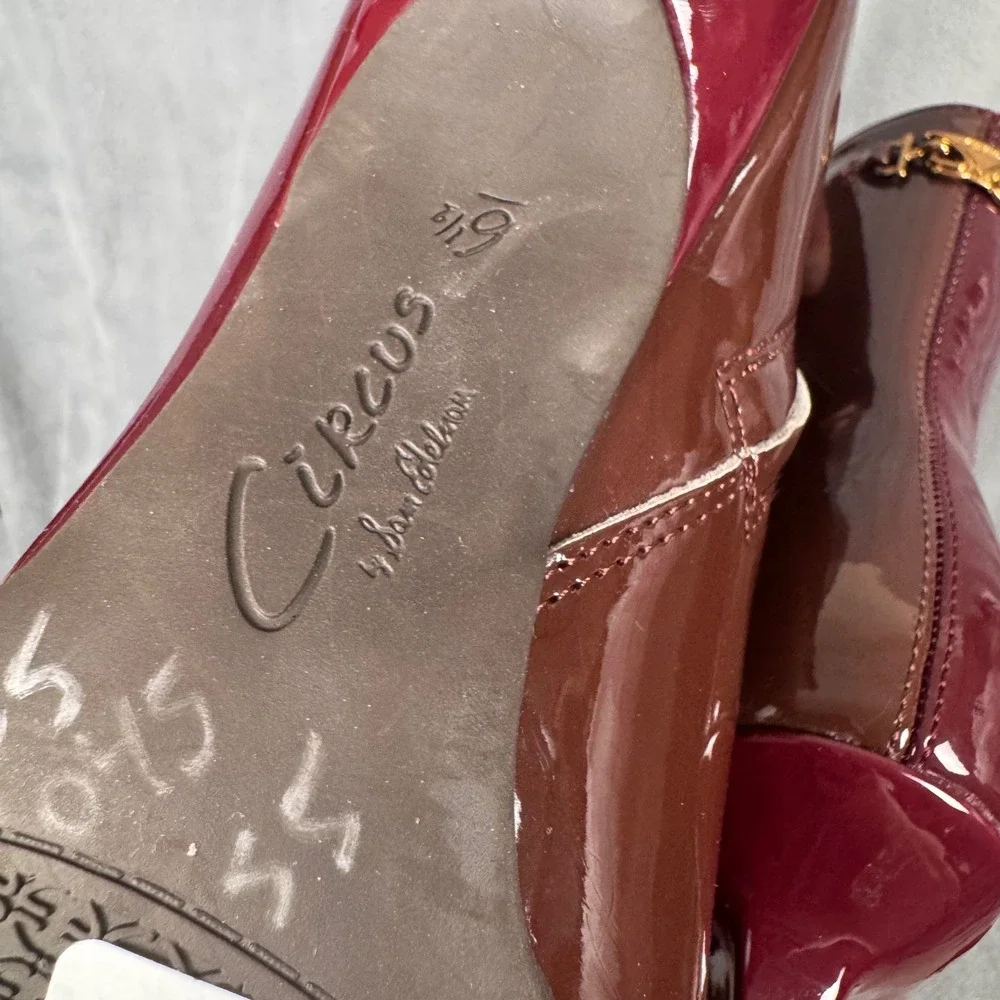 Circus Sam Edelman Two Tone Patent‎ Pointed Toe Kitten Heel Ankle Boots Burgundy